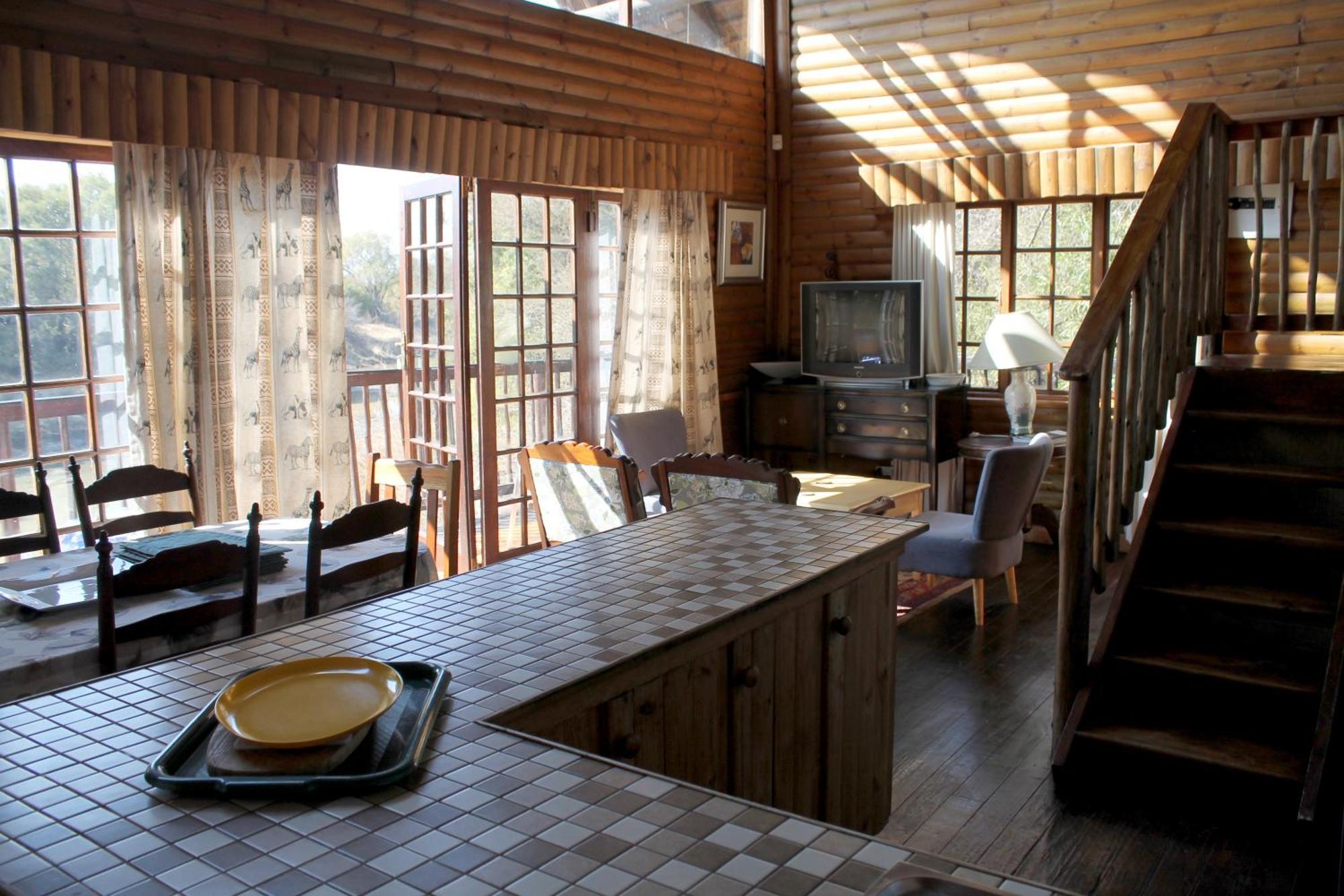 Ndlovu Log Home Dinokeng Klipdrift Exterior photo
