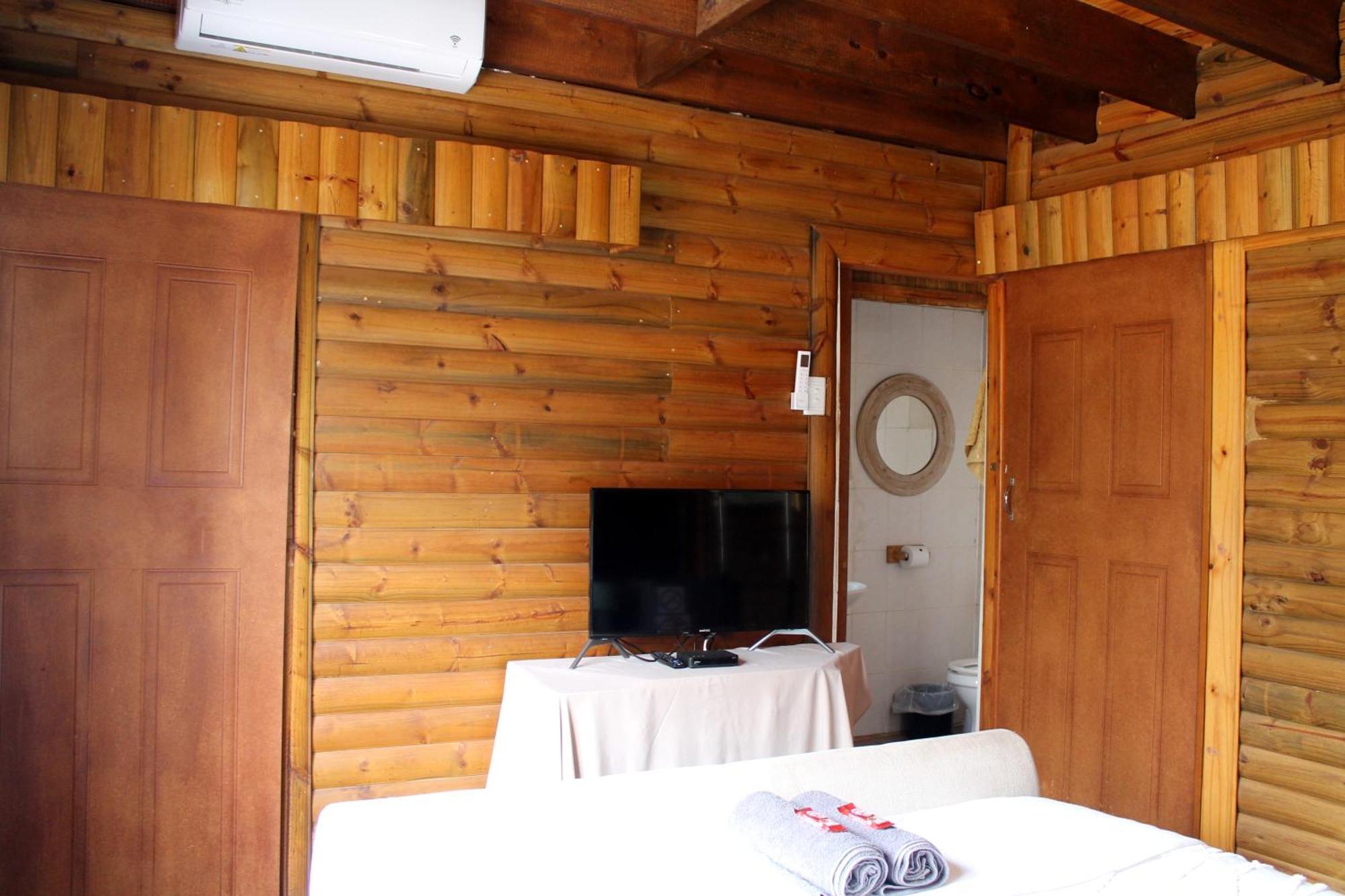 Ndlovu Log Home Dinokeng Klipdrift Exterior photo